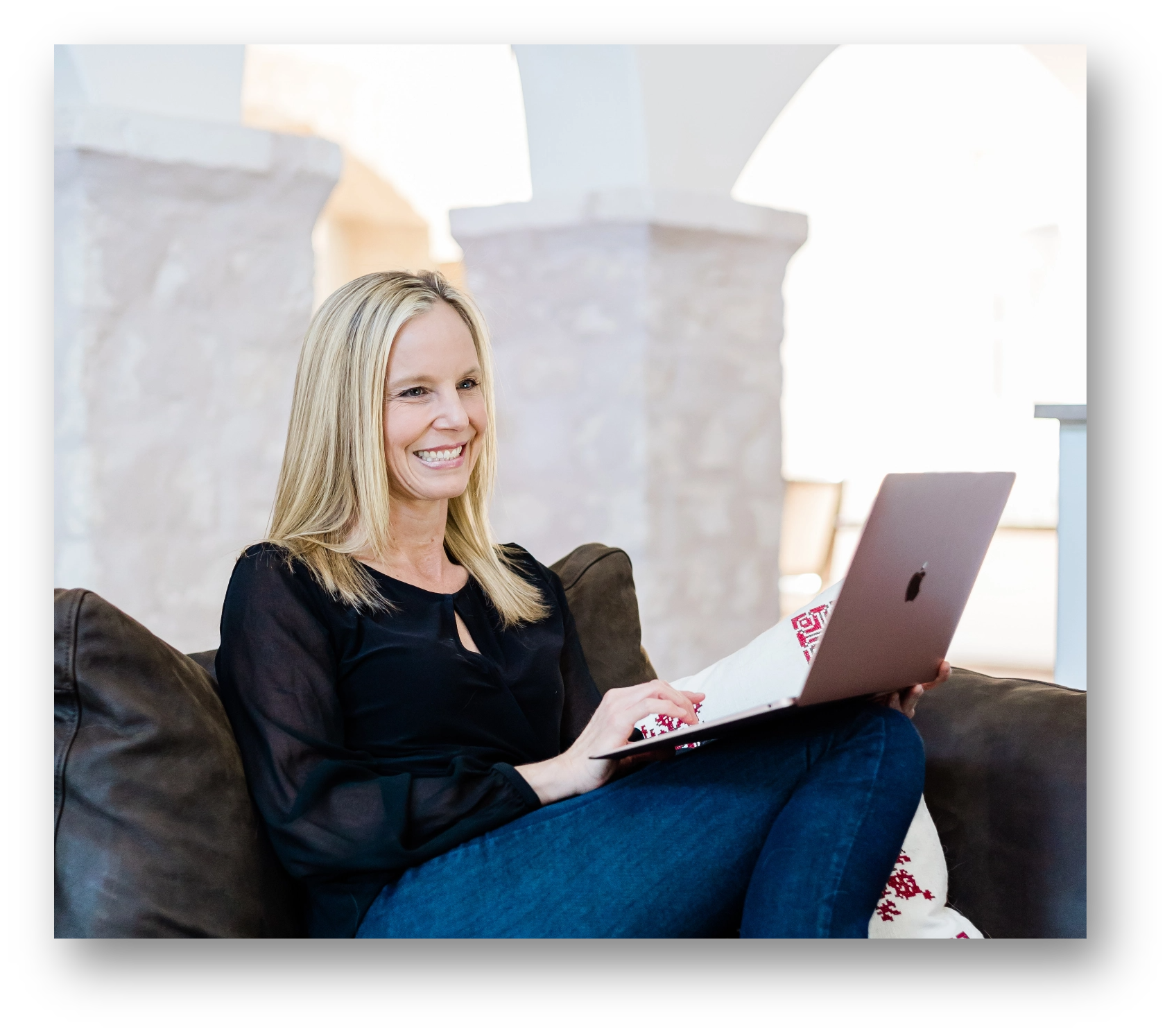 Reach Out Header Image@2x Dr. Kara Hartl, dedicated to providing better access to care